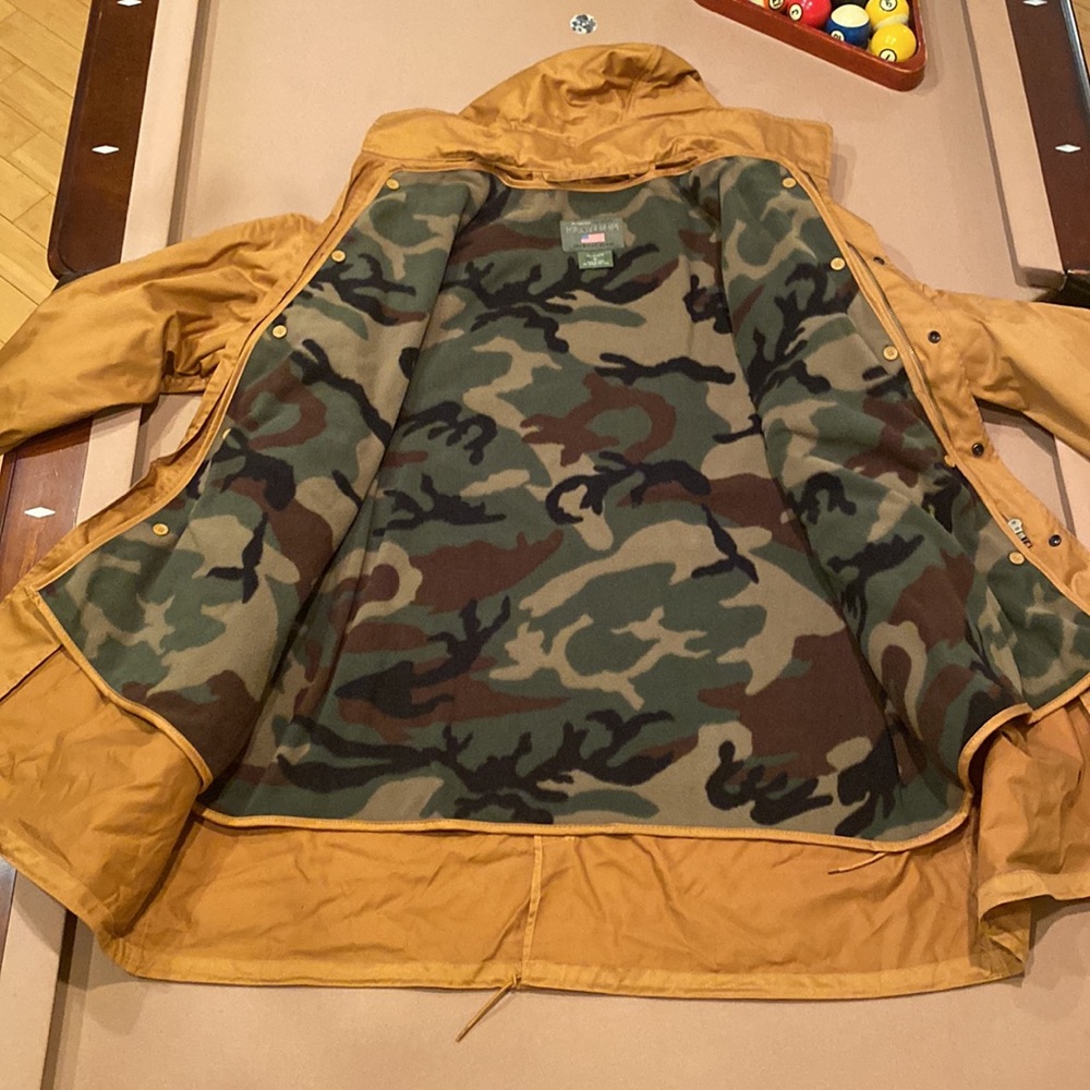 Men’s coat, size XL, camel brown & camouflage
